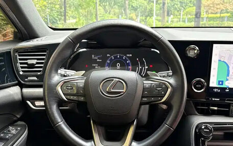 Lexus NX, 2022 год, 2 975 000 рублей, 11 фотография