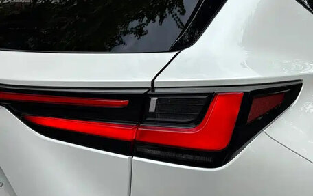 Lexus NX, 2022 год, 2 975 000 рублей, 8 фотография
