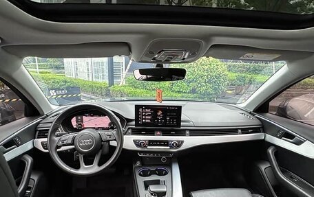 Audi A4, 2022 год, 1 985 000 рублей, 10 фотография