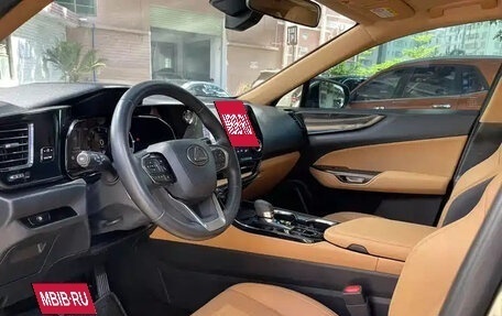 Lexus NX, 2023 год, 2 987 000 рублей, 7 фотография