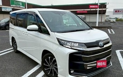 Toyota Noah III, 2021 год, 2 450 000 рублей, 1 фотография