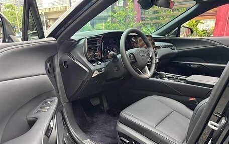 Lexus RX IV рестайлинг, 2025 год, 6 050 000 рублей, 2 фотография