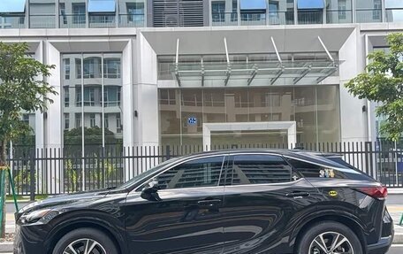 Lexus RX IV рестайлинг, 2025 год, 6 050 000 рублей, 9 фотография