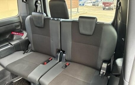 Toyota Noah, 2022 год, 2 200 000 рублей, 24 фотография
