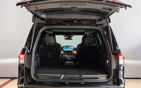 Lincoln Navigator, 2025 год, 15 900 000 рублей, 9 фотография