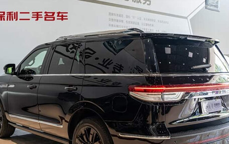 Lincoln Navigator, 2025 год, 15 900 000 рублей, 4 фотография