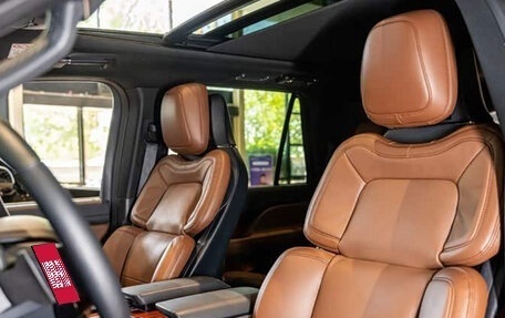 Lincoln Navigator, 2025 год, 15 900 000 рублей, 6 фотография