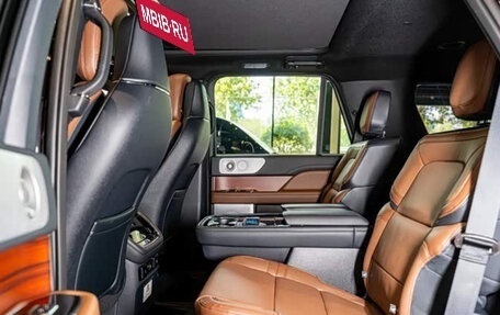 Lincoln Navigator, 2025 год, 15 900 000 рублей, 7 фотография