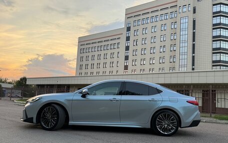 Toyota Camry, 2024 год, 3 800 000 рублей, 9 фотография