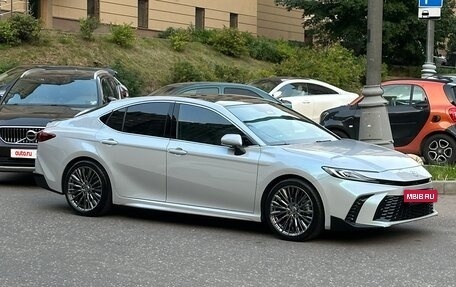 Toyota Camry, 2024 год, 3 800 000 рублей, 3 фотография