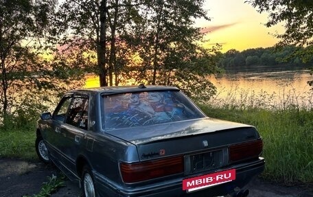 Toyota Crown, 1991 год, 400 000 рублей, 2 фотография