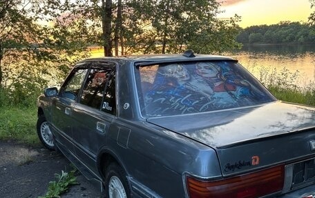 Toyota Crown, 1991 год, 400 000 рублей, 13 фотография