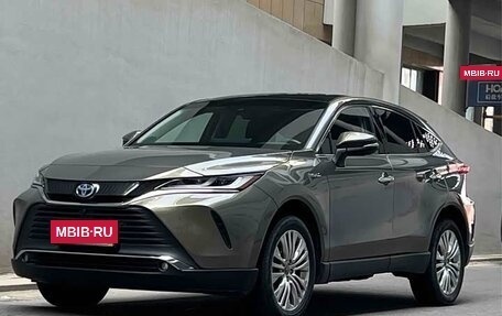 Toyota Harrier, 2022 год, 3 613 000 рублей, 3 фотография