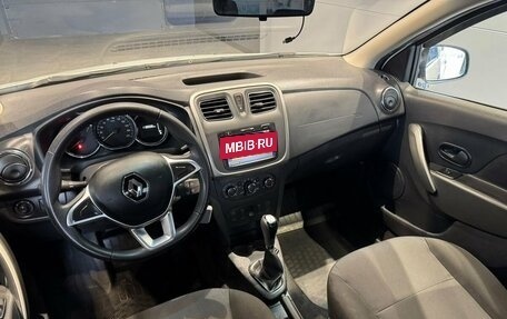 Renault Logan II, 2019 год, 900 000 рублей, 8 фотография