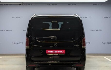 Mercedes-Benz V-Класс, 2024 год, 14 300 000 рублей, 4 фотография