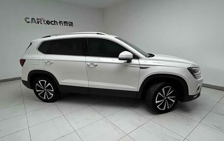 Volkswagen Tharu, 2022 год, 1 740 000 рублей, 13 фотография