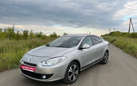 Renault Fluence I, 2012 год, 790 000 рублей, 2 фотография