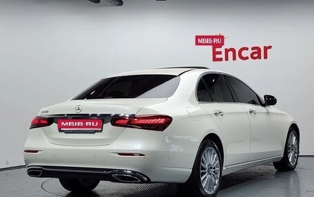 Mercedes-Benz E-Класс, 2020 год, 3 530 000 рублей, 2 фотография