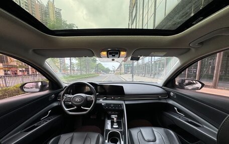 Hyundai Elantra, 2022 год, 1 150 000 рублей, 13 фотография
