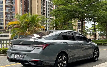 Hyundai Elantra, 2022 год, 1 150 000 рублей, 5 фотография