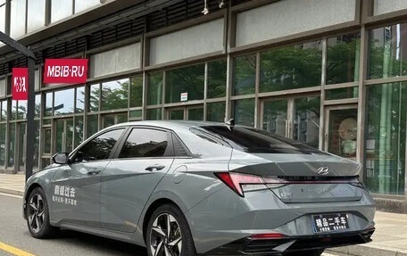 Hyundai Elantra, 2022 год, 1 150 000 рублей, 2 фотография