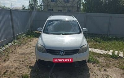 Volkswagen Golf Plus II, 2011 год, 500 000 рублей, 1 фотография