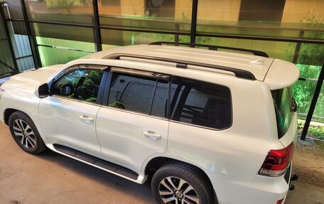 Toyota Land Cruiser 200, 2018 год, 5 725 000 рублей, 20 фотография