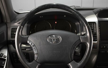 Toyota Land Cruiser Prado 120 рестайлинг, 2008 год, 2 200 000 рублей, 11 фотография