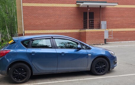 Opel Astra J, 2013 год, 850 000 рублей, 3 фотография
