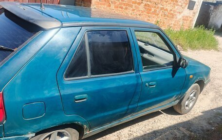 Skoda Felicia I рестайлинг, 1999 год, 100 000 рублей, 7 фотография