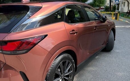 Lexus RX IV рестайлинг, 2022 год, 7 950 000 рублей, 3 фотография