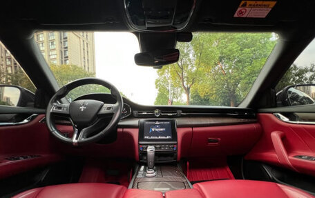 Maserati Quattroporte VI, 2022 год, 4 930 000 рублей, 7 фотография