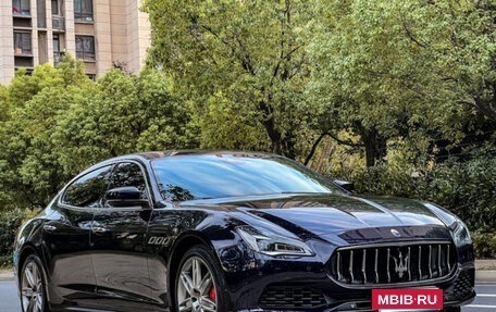 Maserati Quattroporte VI, 2022 год, 4 930 000 рублей, 3 фотография