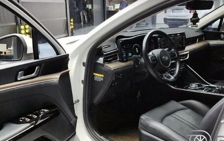 KIA K5, 2021 год, 1 800 000 рублей, 6 фотография