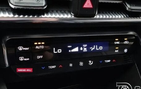 KIA K5, 2021 год, 1 800 000 рублей, 10 фотография