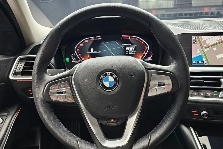 BMW 3 серия G20, 2022 год, 3 400 000 рублей, 9 фотография