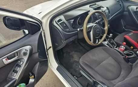 KIA Cerato III, 2011 год, 800 000 рублей, 4 фотография