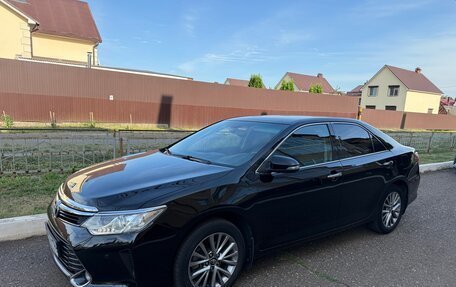 Toyota Camry, 2016 год, 1 990 000 рублей, 12 фотография
