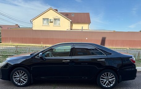 Toyota Camry, 2016 год, 1 990 000 рублей, 10 фотография