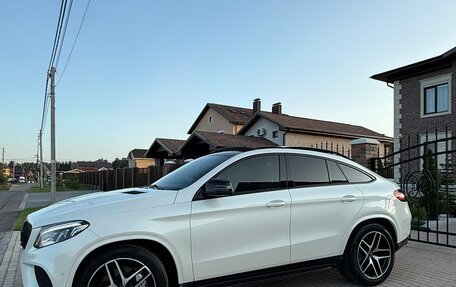 Mercedes-Benz GLE, 2015 год, 4 100 000 рублей, 2 фотография