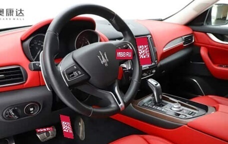 Maserati Levante I, 2022 год, 5 400 000 рублей, 6 фотография