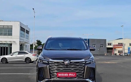 Buick GL8 III, 2021 год, 1 990 000 рублей, 2 фотография