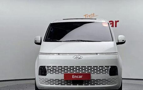 Hyundai Staria, 2021 год, 2 555 999 рублей, 2 фотография