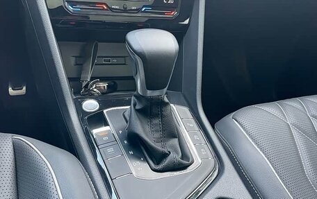 Volkswagen Tiguan II, 2022 год, 2 350 333 рублей, 14 фотография
