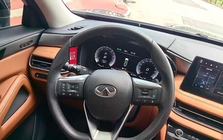 Infiniti QX60, 2022 год, 3 600 000 рублей, 13 фотография