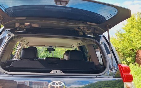 Toyota Land Cruiser Prado 150 рестайлинг 2, 2009 год, 3 250 000 рублей, 14 фотография