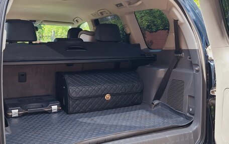Toyota Land Cruiser Prado 150 рестайлинг 2, 2009 год, 3 250 000 рублей, 13 фотография