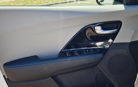 KIA Niro I, 2019 год, 1 790 000 рублей, 14 фотография