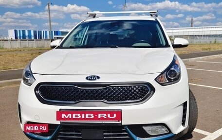 KIA Niro I, 2019 год, 1 790 000 рублей, 2 фотография