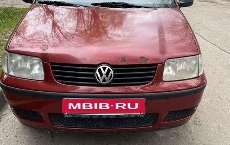 Volkswagen Polo III рестайлинг, 2001 год, 155 000 рублей, 6 фотография